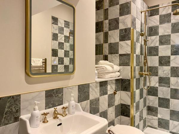 Railway House York by Chateau Anna : photo 6 de la chambre appartement 2 chambres de luxe avec vue sur le jardin