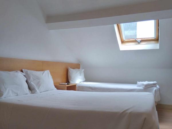 Internacional : photo 3 de la chambre chambre lits jumeaux mansardée Économique