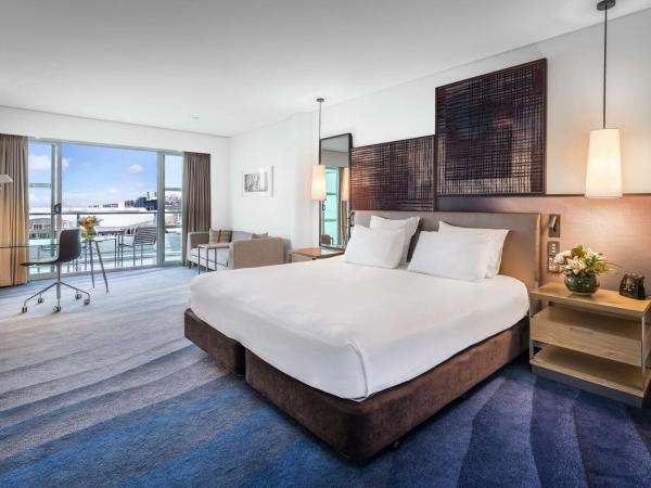 Hilton Auckland : photo 1 de la chambre chambre lit king-size deluxe - vue sur port