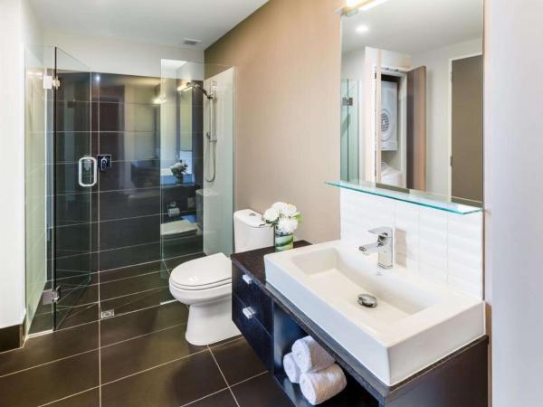 Hilton Queenstown Resort & Spa : photo 6 de la chambre chambre lit queen-size - pour personnes à mobilité réduite