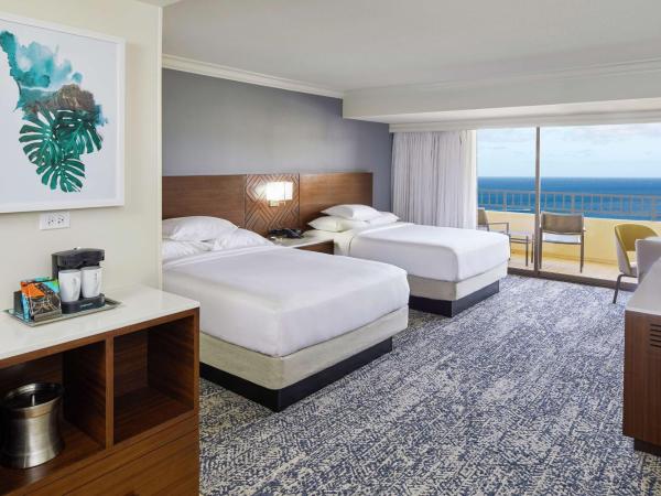 Hilton Hawaiian Village Waikiki Beach Resort : photo 3 de la chambre chambre avec 2 lits queen-size tapa collection - vue sur océan