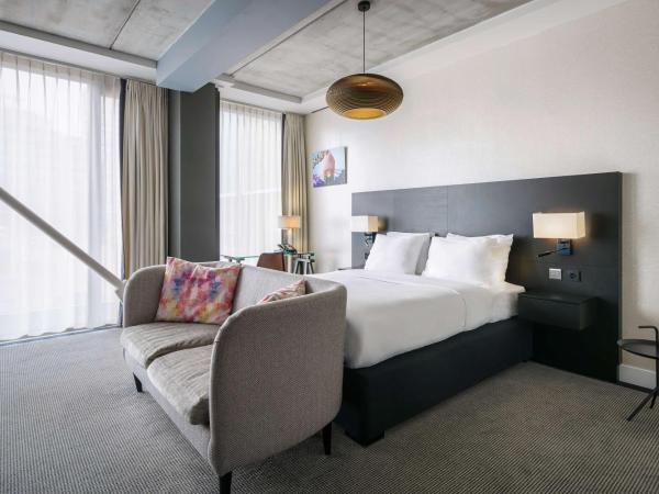 DoubleTree by Hilton Amsterdam - NDSM Wharf : photo 2 de la chambre chambre lit queen-size deluxe
