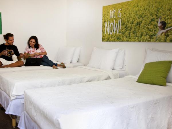 Lulu Pousada Buzios : photo 4 de la chambre chambre triple avec balcon