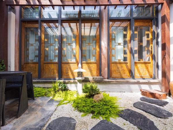 Honglu Garden Hotel Xi'an Bell and Drum Tower Huimin Street Store : photo 5 de la chambre chang'an residence · city wall panoramic garden suite