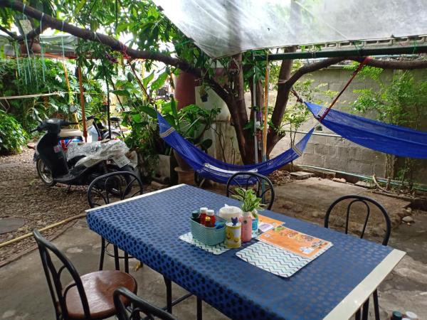 Baanchaokoh Homestay : photo 9 de la chambre chambre familiale