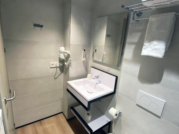 Hotel BESTPRICE Valencia : photo 5 de la chambre chambre simple deluxe