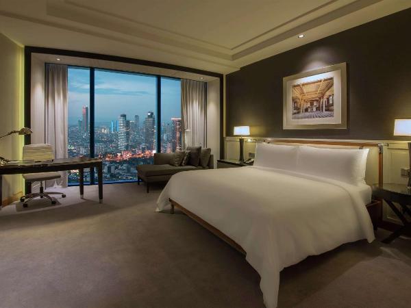 Hilton Istanbul Bomonti : photo 4 de la chambre chambre lit king-size exécutive avec accès au salon - vue sur mer
