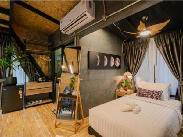 Grandfather Khaolak Resort : photo 2 de la chambre chambre triple avec vue