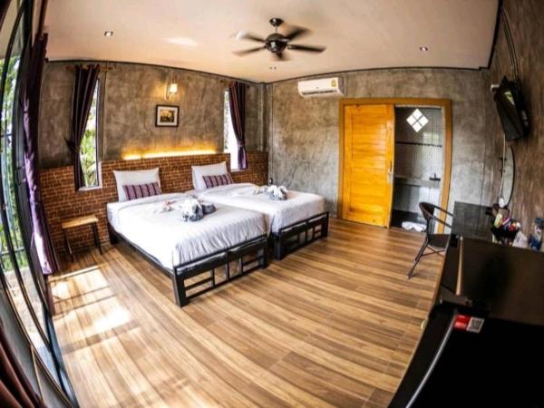 Grandfather Khaolak Resort : photo 3 de la chambre chambre lit king-size standard