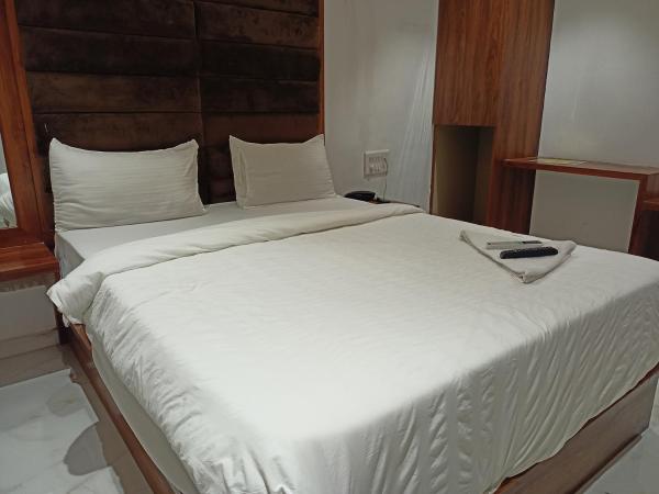 Hotel Palms Residency, Chembur Mumbai : photo 8 de la chambre chambre double supérieure