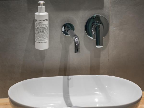 Centro Hotel Ioannina : photo 10 de la chambre suite junior avec balcon