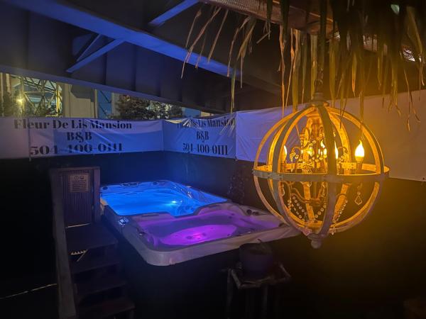 Fleur De Lis Mansion : photo 7 de la chambre chambre lit queen-size de luxe 2