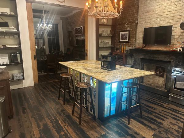 Fleur De Lis Mansion : photo 9 de la chambre suite lit queen-size de luxe 5