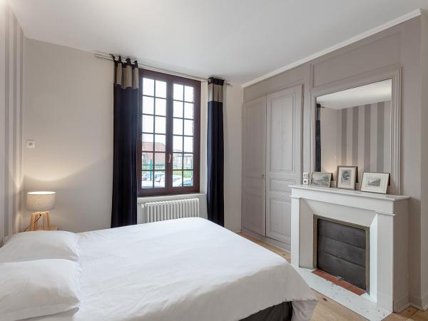 La Salamandre : photo 1 de la chambre appartement - vue sur jardin