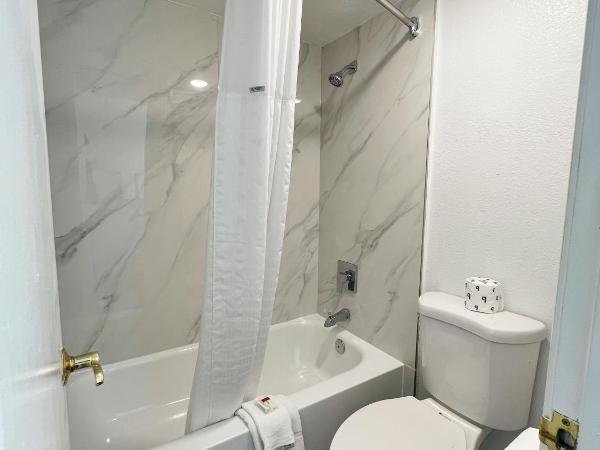 La Quinta Inn by Wyndham Sacramento North : photo 5 de la chambre chambre double avec 2 lits doubles