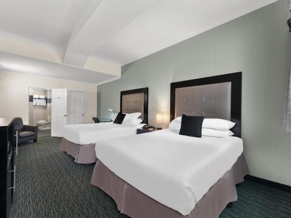 Quality Inn Center City : photo 2 de la chambre efficiency quadruple room with two queen beds - non smoking