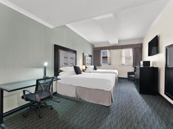 Quality Inn Center City : photo 2 de la chambre suite avec 2 lits queen-size - non-fumeurs