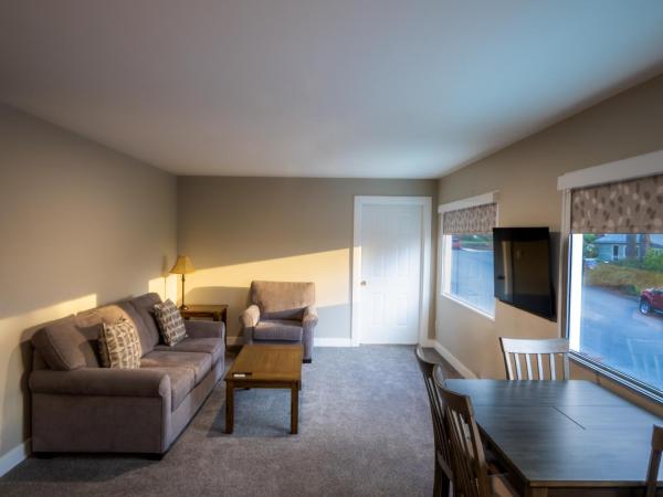 Scott's Inn & Suites : photo 4 de la chambre suite junior avec balcon