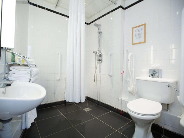 Hilton London Olympia : photo 4 de la chambre chambre double - accessible aux personnes à mobilité réduite