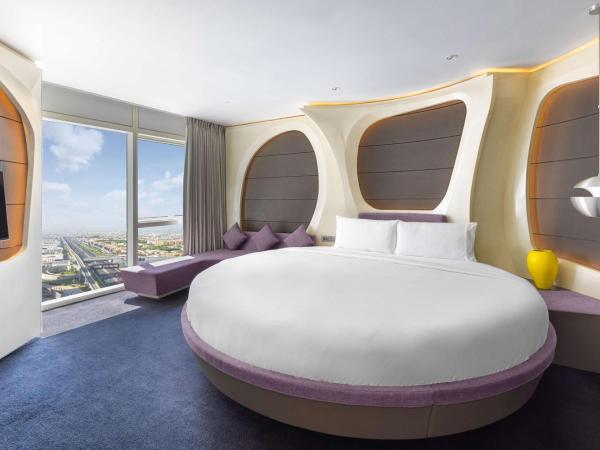 V Hotel Dubai, Curio Collection by Hilton : photo 2 de la chambre suite point de vue à lit rond