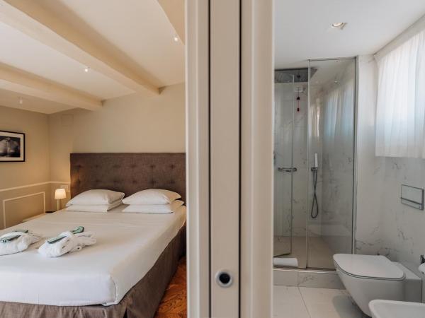 Locanda della Posta Boutique Hotel : photo 7 de la chambre chambre lit queen-size avec bain à remous