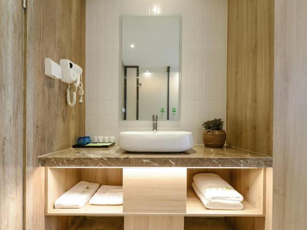 Heye International Youth Hostel : photo 9 de la chambre chambre urban lit queen-size