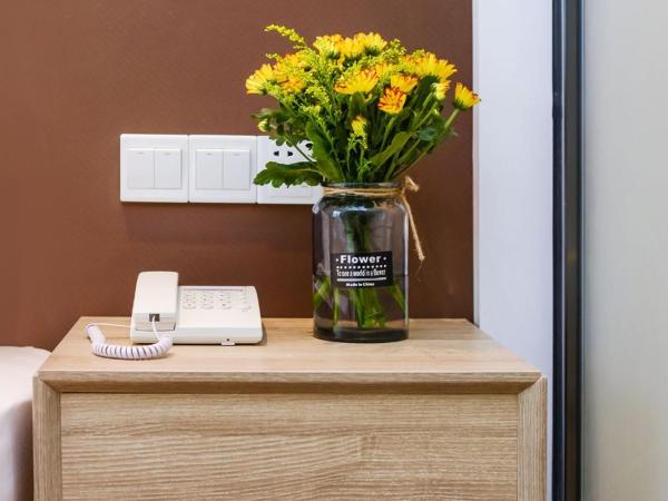 Heye International Youth Hostel : photo 8 de la chambre chambre urban lit queen-size