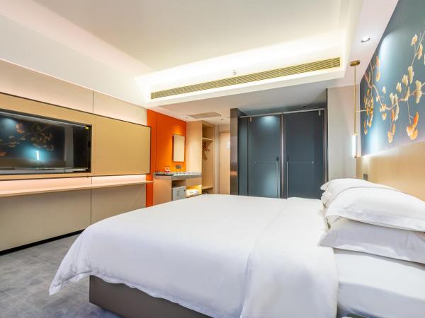 WAIFIDEN Hotel -Former Tokai Hotel - Xiaobei Metro Station - Free shuttle bus during Canton Fair : photo 3 de la chambre suite deluxe