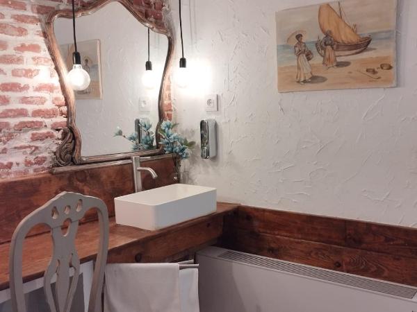 Arte i Espacio Home : photo 2 de la chambre chambre quadruple avec salle de bains privative