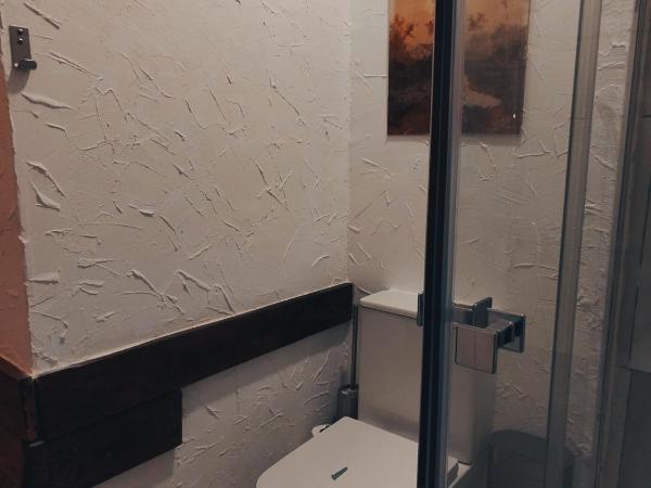 Arte i Espacio Home : photo 9 de la chambre chambre quadruple avec salle de bains privative