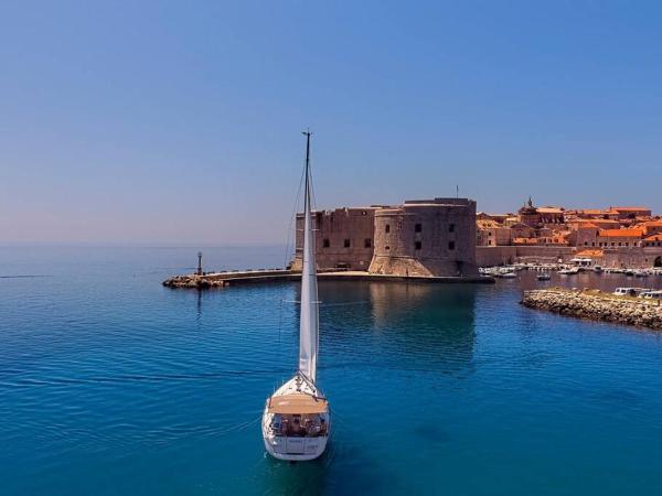 Dubrovnik Luxury Sailing : photo 8 de la chambre mobile home