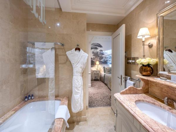 Hôtel Hermitage Monte-Carlo : photo 4 de la chambre chambre lit queen-size supérieure - vue sur ville ou cour