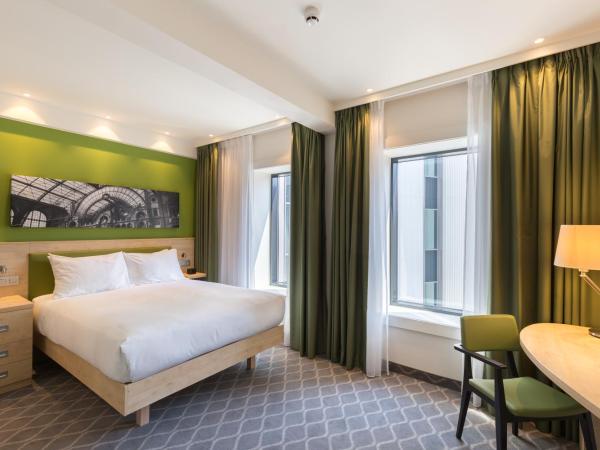 Hampton By Hilton Antwerp Central Station : photo 5 de la chambre chambre lit king-size