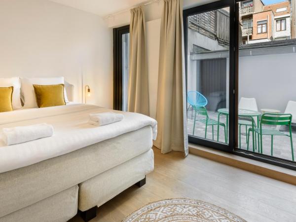 R73 Apartments by Domani Hotels : photo 9 de la chambre appartement avec terrasse