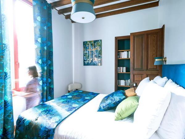 Villa Eliane - parking privé : photo 1 de la chambre chambre double deluxe avec douche