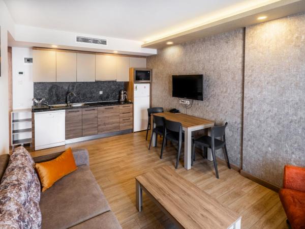 Golden World Suite Hotel : photo 8 de la chambre suite junior