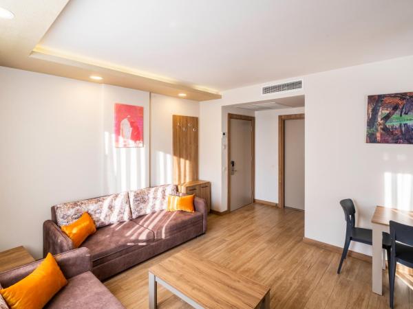 Golden World Suite Hotel : photo 4 de la chambre suite deluxe