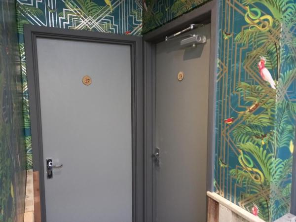 Vinnie's Family Hotel : photo 5 de la chambre chambre quadruple - vue sur mer