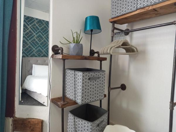 Vinnie's Family Hotel : photo 5 de la chambre chambre quadruple - vue sur mer