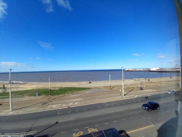 Vinnie's Family Hotel : photo 9 de la chambre chambre familiale - vue sur mer