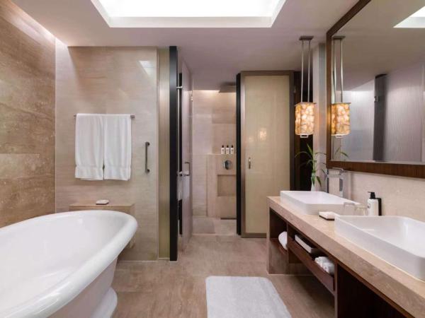 The Ritz-Carlton Sanya, Yalong Bay : photo 9 de la chambre club ocean view room king  (enjoy five times culinary presentations for 2 person)