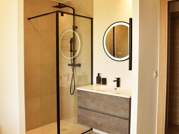 La Villa d'Emma : photo 8 de la chambre chambre double - vue sur mer