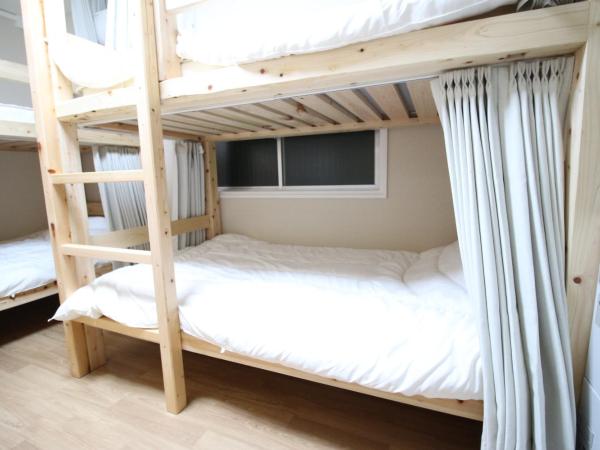 Glocal Nagoya Backpackers Hostel : photo 7 de la chambre lit superposé dans dortoir mixte