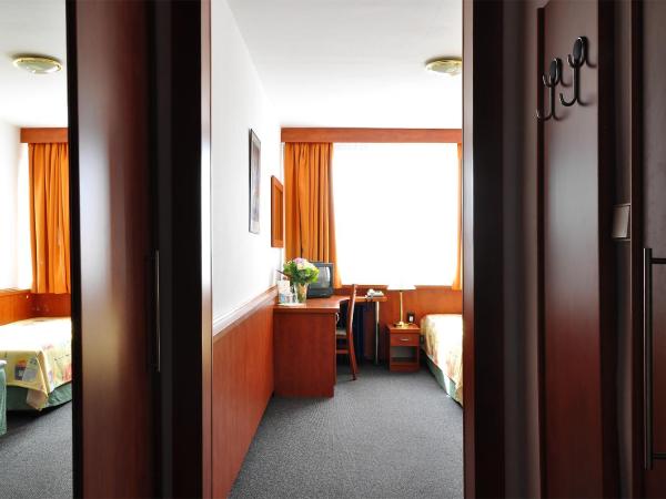 Olympik Tristar : photo 4 de la chambre chambre simple