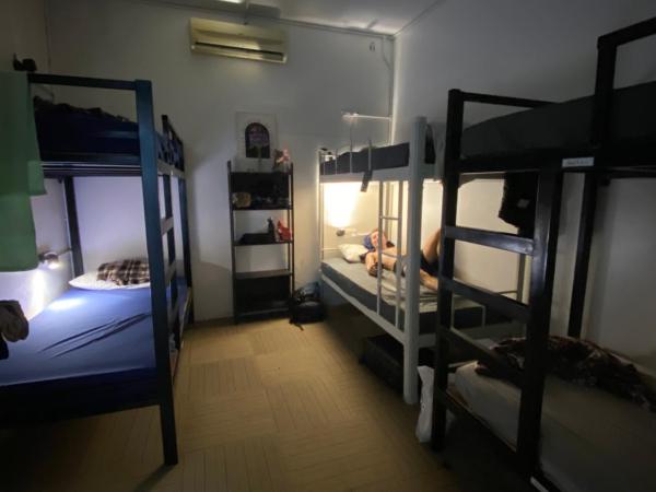 Wakaka Hostel : photo 1 de la chambre lit dans dortoir mixte de 6 lits