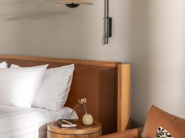 Wonil Hotel Perth - Handwritten Collection : photo 1 de la chambre chambre king premium avec vue sur le fleuve