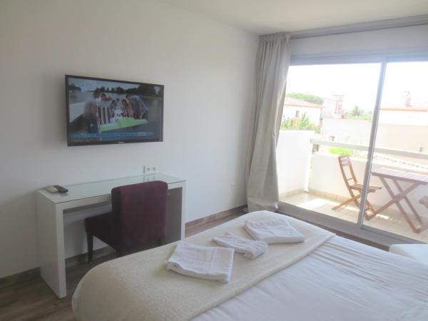 Hotel Sable Et Soleil - Port, Plage et spa : photo 5 de la chambre chambre double avec balcon