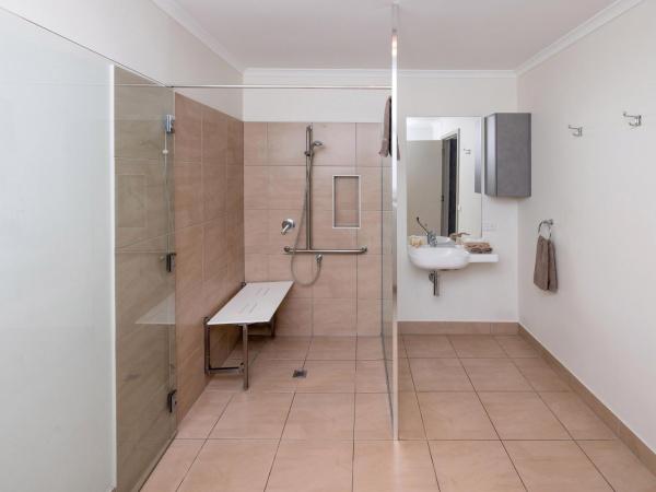 BIG4 Launceston Holiday Park : photo 5 de la chambre villa standard