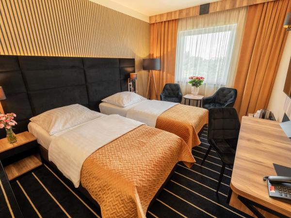 Park Hotel Diament Wroclaw : photo 2 de la chambre chambre affaires lits jumeaux