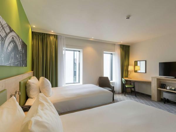Hampton By Hilton Antwerp Central Station : photo 2 de la chambre chambre lits jumeaux